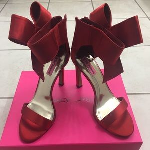 Betsey Johnson Frisky Heels 9